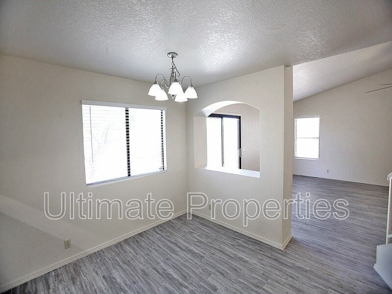 4645 N 99th Dr - Photo 5 of 17