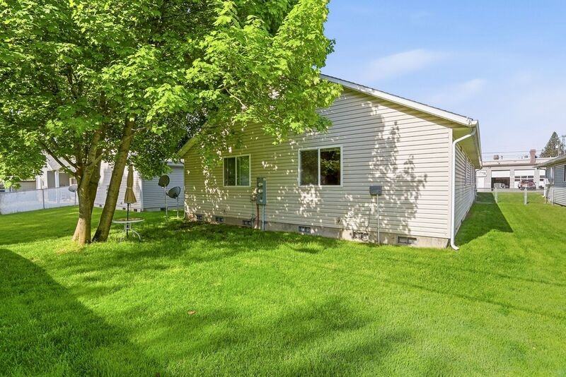 1720 N 5th St - Photo 4 of 5