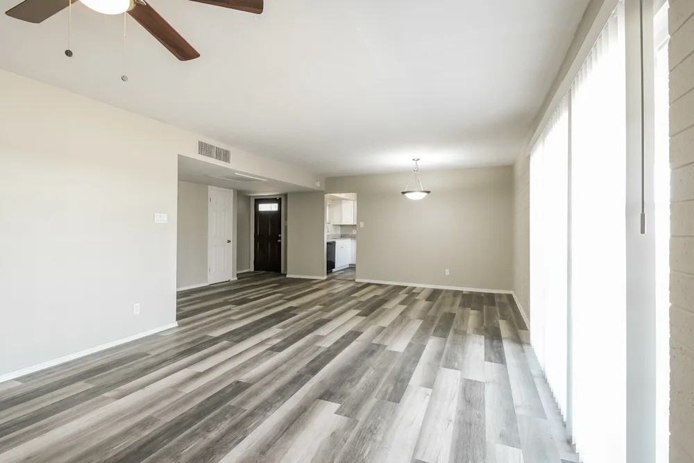 5933 W Pasadena Ave #NA - Photo 2 of 10