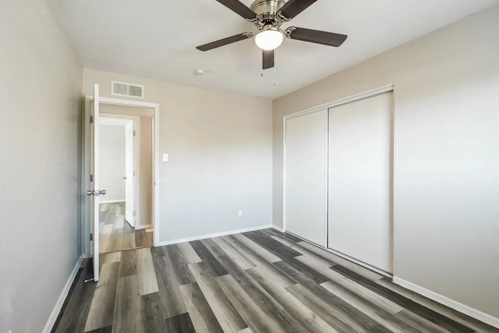 5933 W Pasadena Ave #NA - Photo 3 of 10