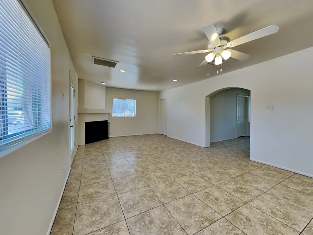 6117 W Hollyhock Dr #NA - Photo 2 of 10