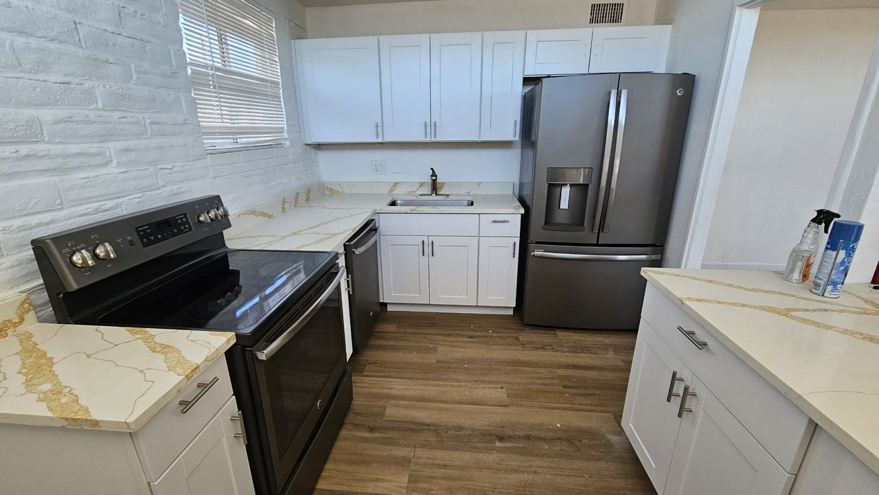 3402 E 27th St #NA - Photo 5 of 13