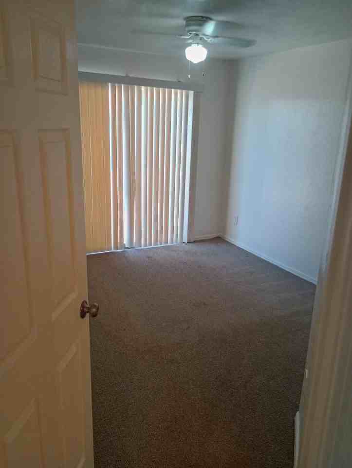 15580 S Moon Valley Rd #1 - Photo 7 of 20