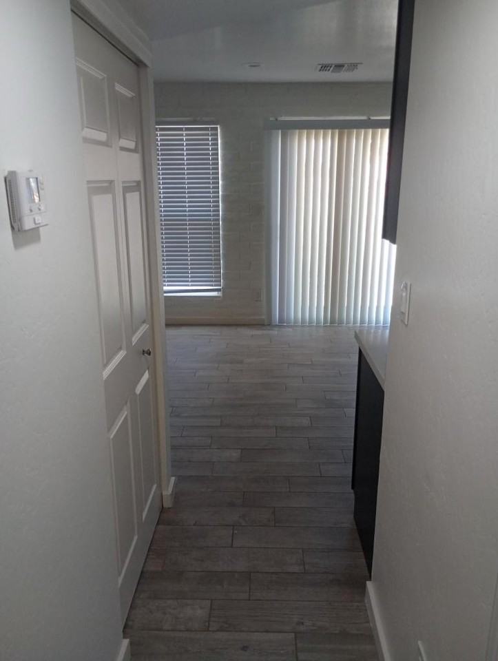 13961 S Berwick Rd #04 - Photo 4 of 14