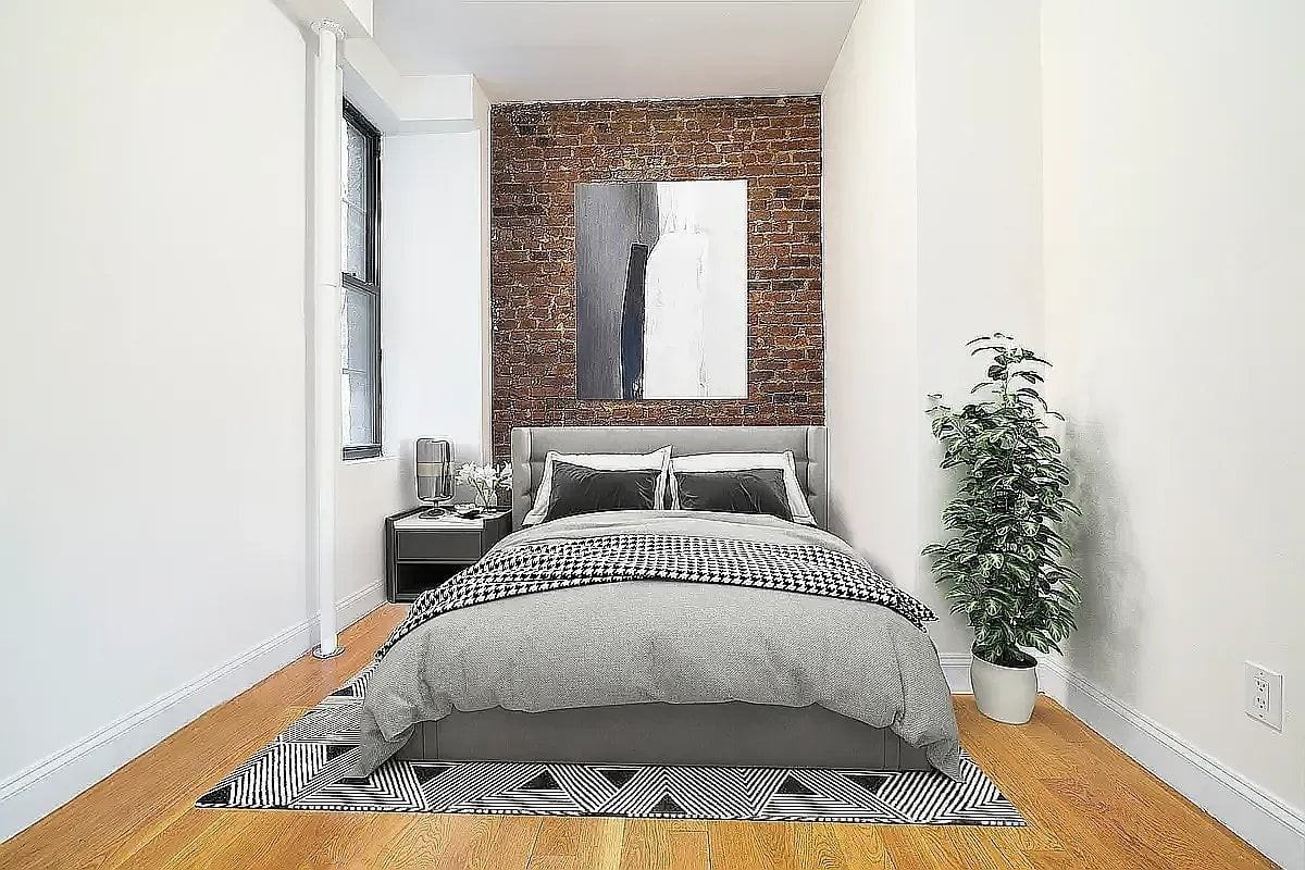 231 E 14th St #4R - Photo 4 of 6