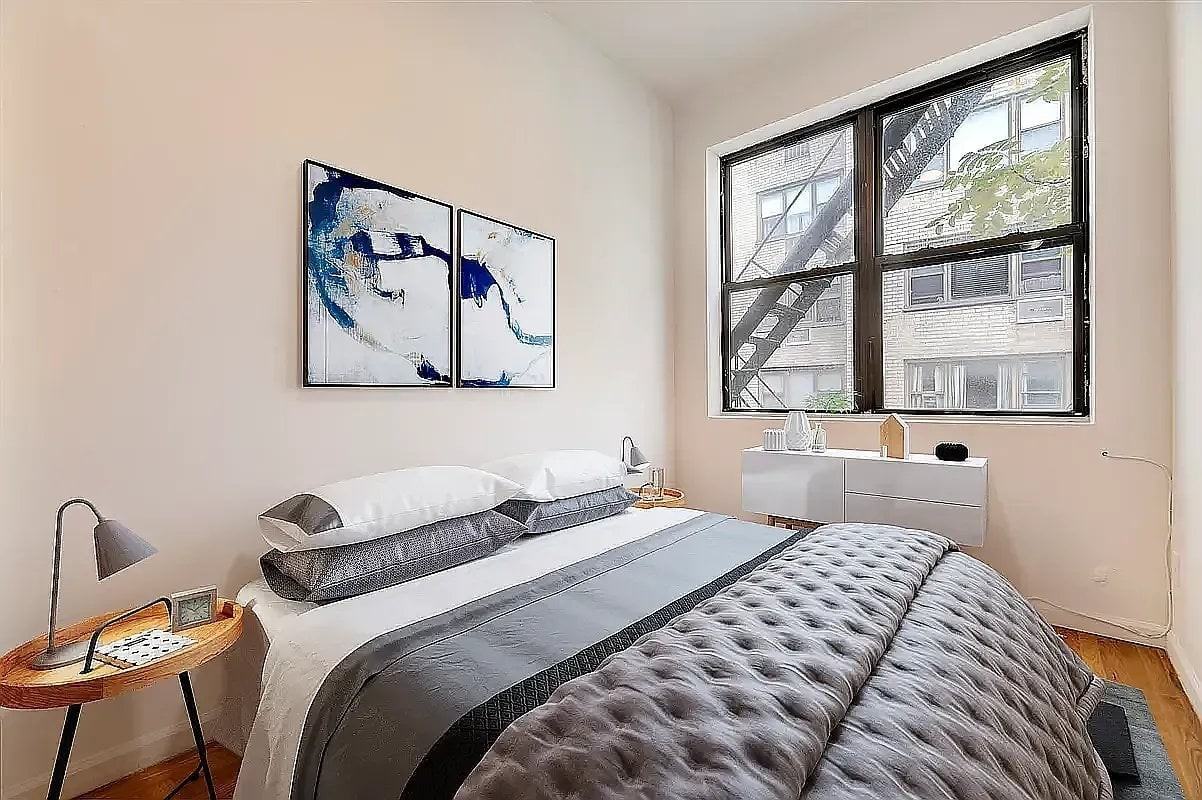 231 E 14th St #4R - Photo 6 of 6