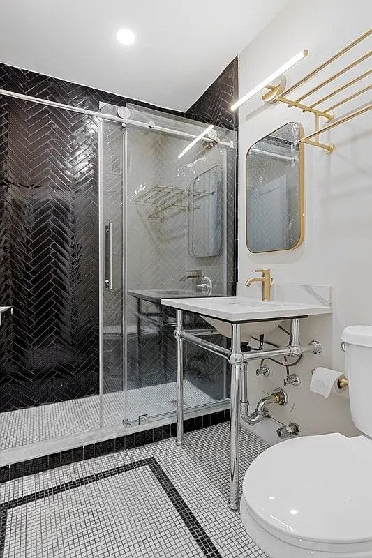 138 E 38th St #7A - Photo 5 of 8