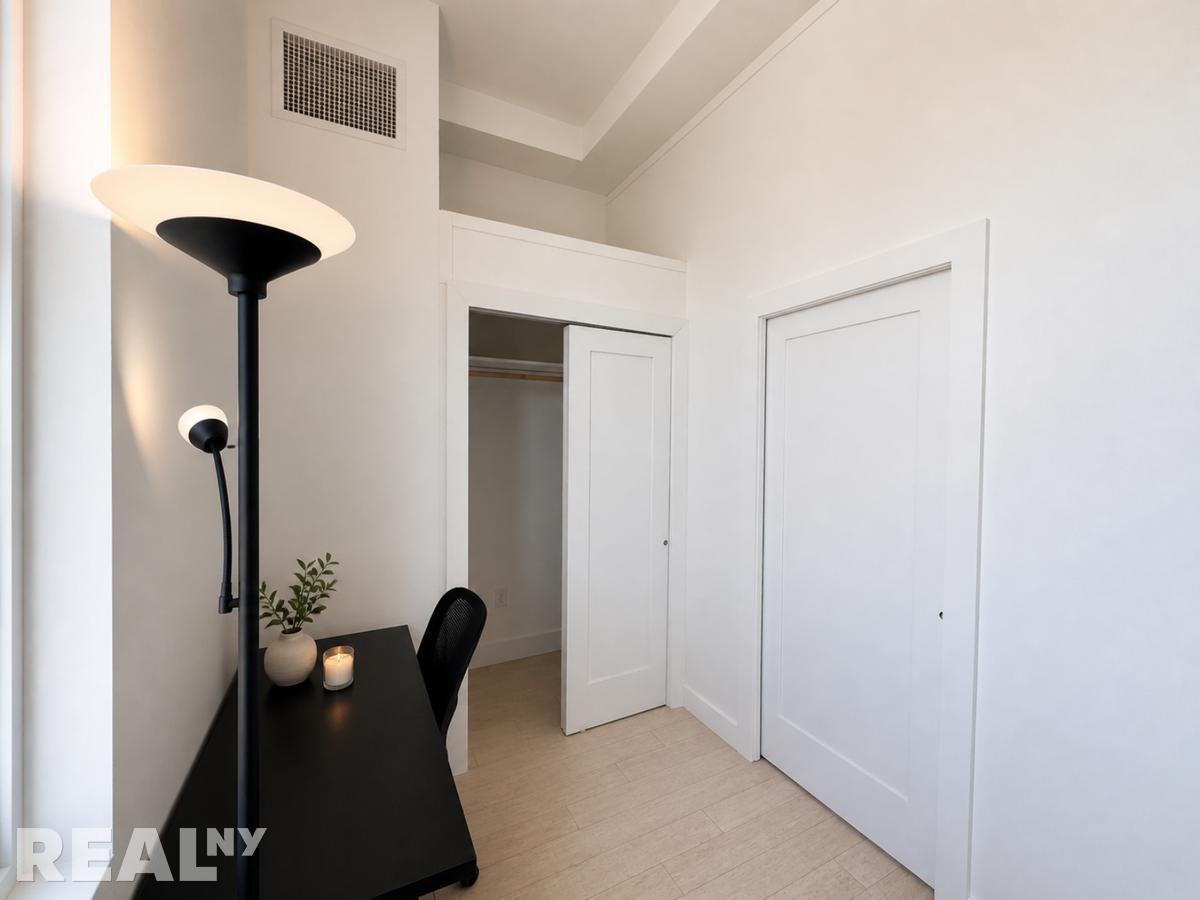 Morningside Dr #607 - Photo 3 of 12