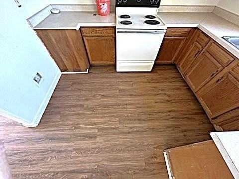 1415 S 63rd Dr - Photo 3 of 18