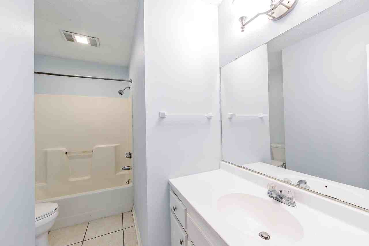 207 Evelyn Ave - Photo 5 of 11