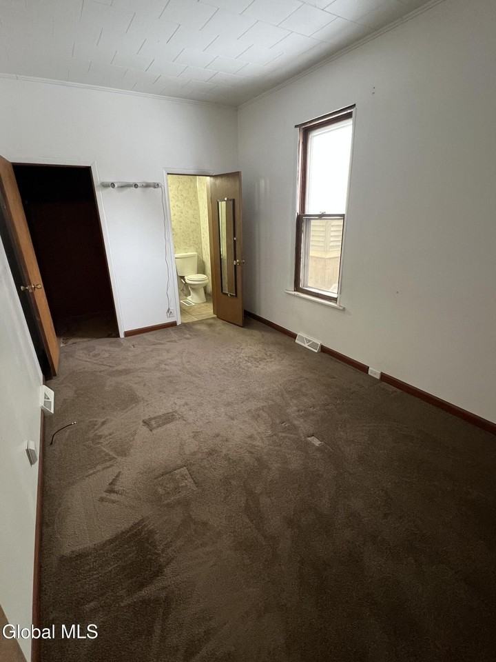 214 Market St #FL1 - Photo 7 of 19