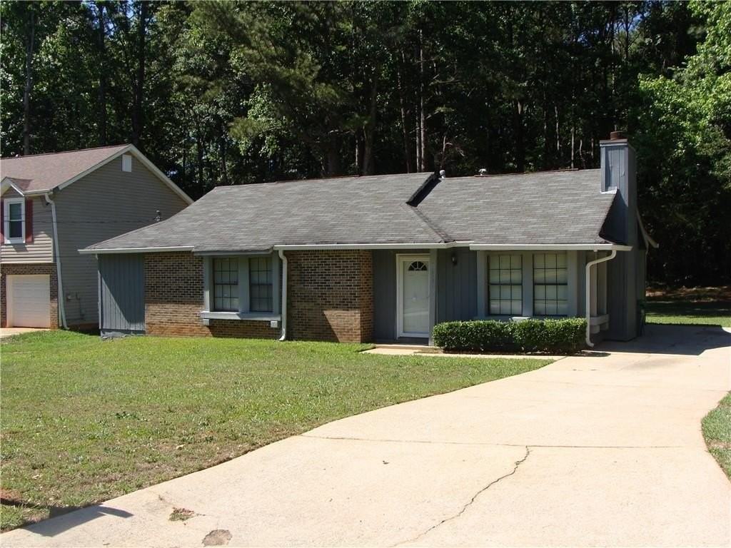 2331 Newgate Dr - Photo 4 of 33