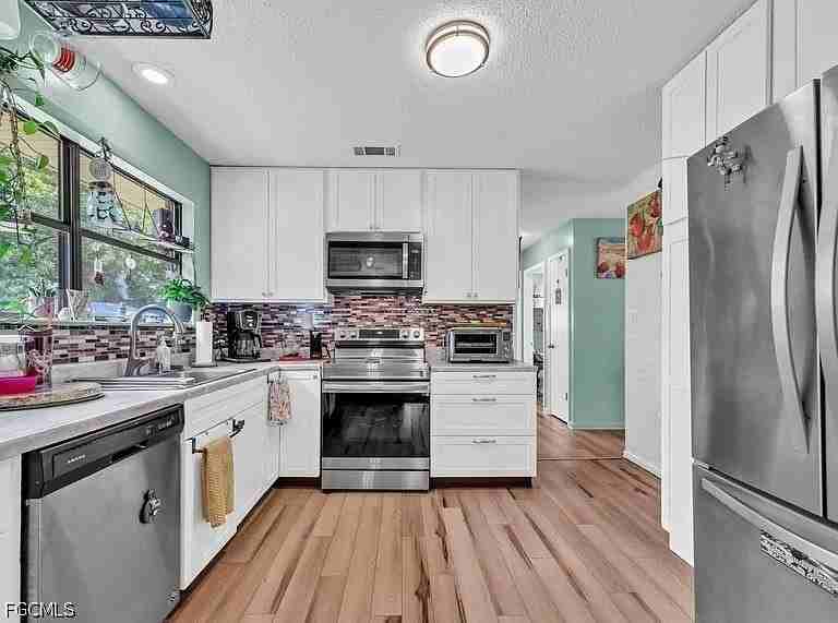 141 Rainbow Dr Nw - Photo 3 of 12