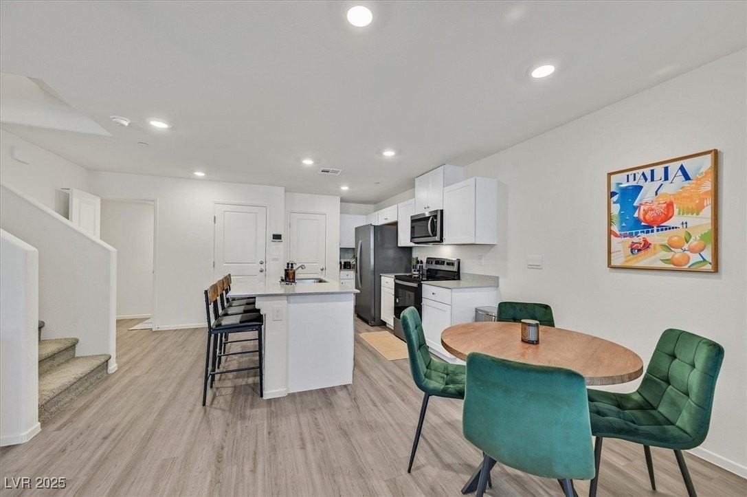 1906 Arietta Vista St - Photo 5 of 25
