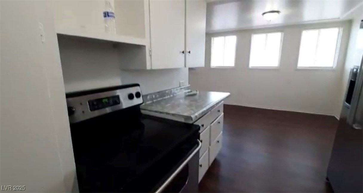 180 N Jones St #5 - Photo 3 of 14