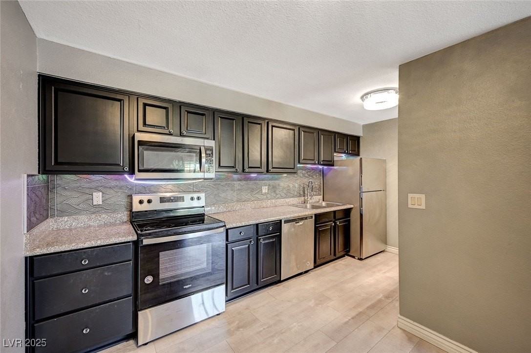 5101 River Glen Dr #136 - Photo 6 of 29