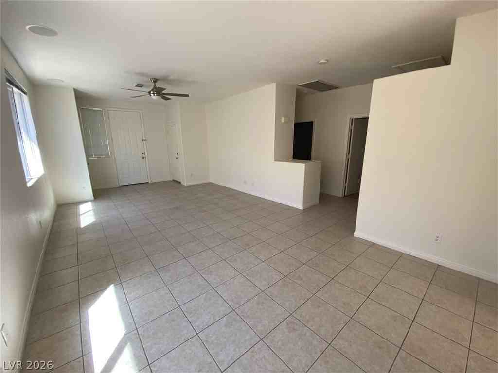 10537 Cedar Run Ct - Photo 3 of 12