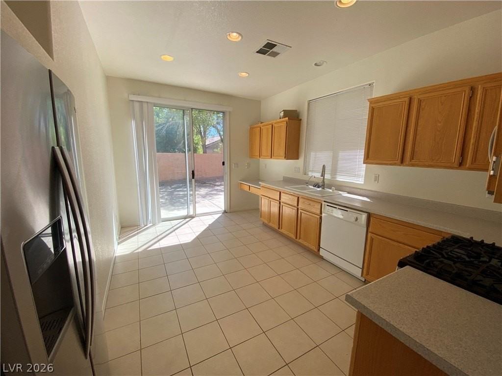 10537 Cedar Run Ct - Photo 4 of 12
