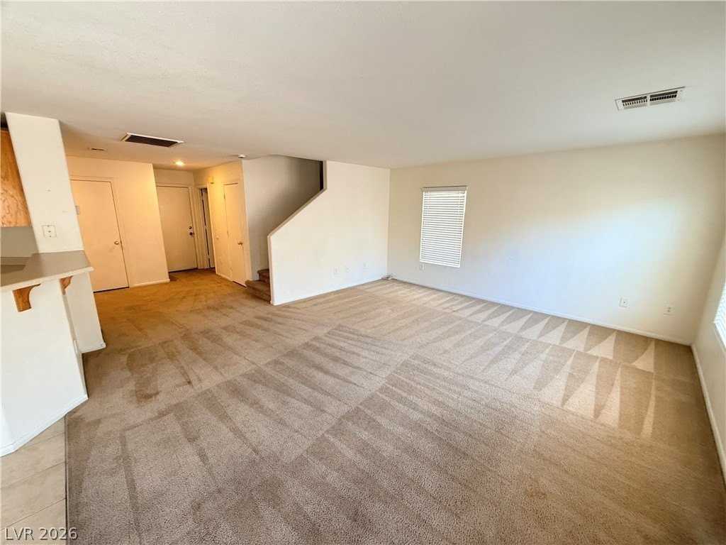 2416 Cockatoo Dr - Photo 5 of 20