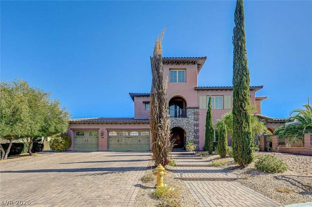 8490 Via De Bellasidra Ct - Photo 3 of 50