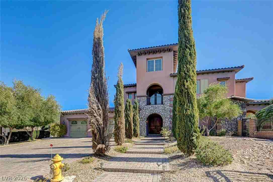 8490 Via De Bellasidra Ct - Photo 4 of 50