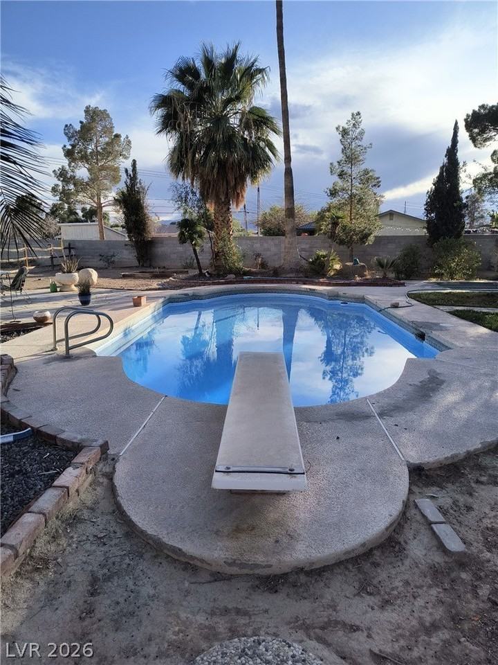 5805 Paseo Montana - Photo 3 of 6