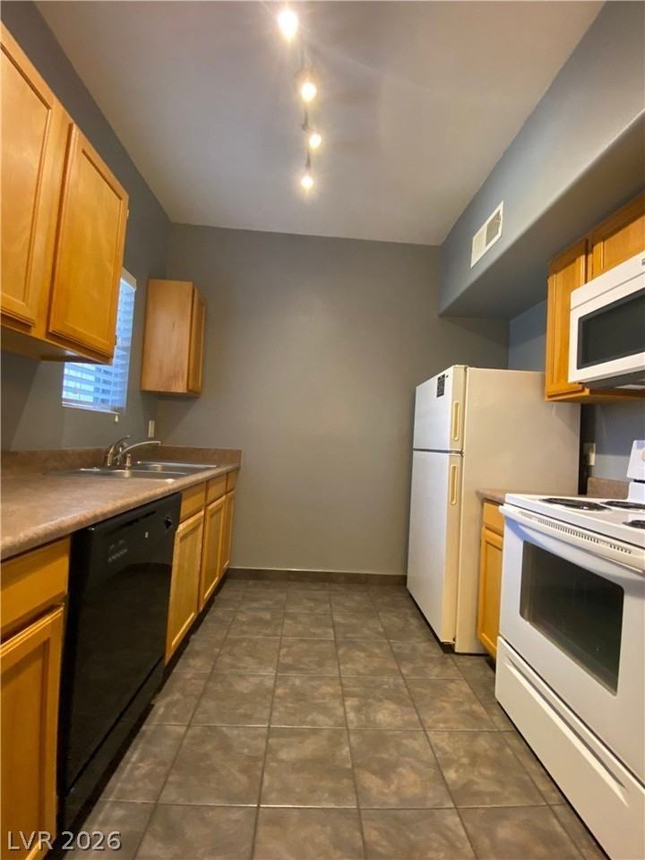 45 Maleena Mesa St #417 - Photo 3 of 22