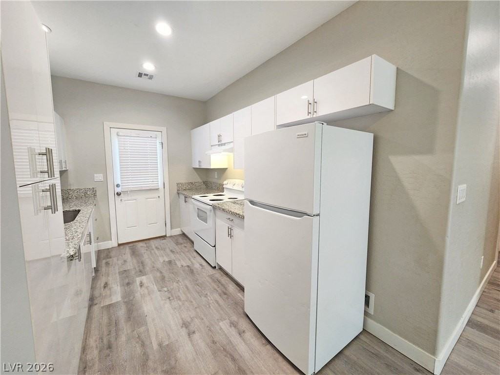 1121 Sixshooter Ave #2 - Photo 7 of 28