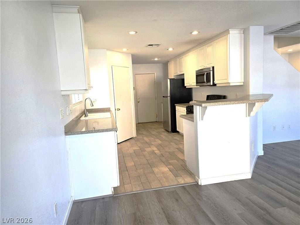 11875 Galvani St - Photo 7 of 30