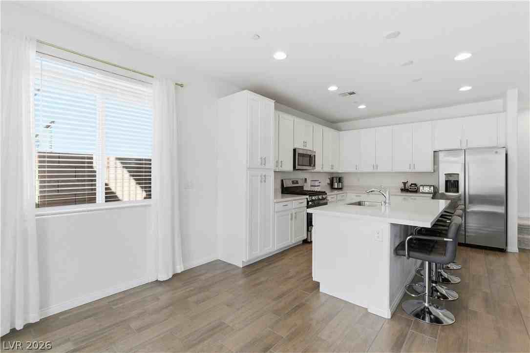 6571 Dove Point Pl - Photo 4 of 26