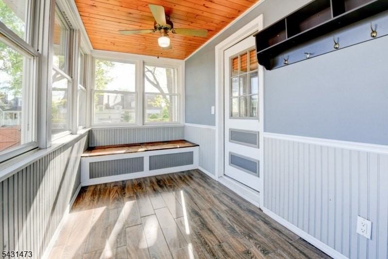 72 Colonial Dr - Photo 6 of 48