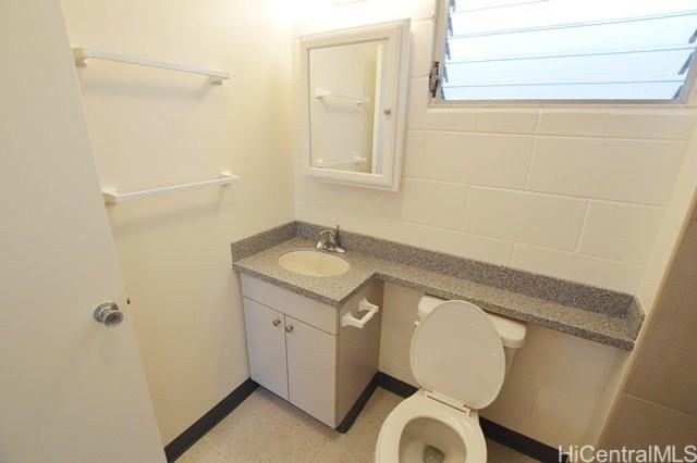 1837 Young St #B - Photo 7 of 15