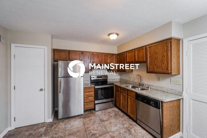 717 Lydgate Cv - Photo 5 of 15