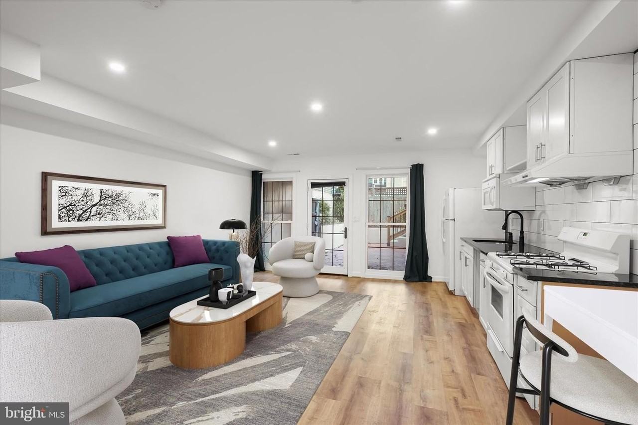 3626 T St Nw - Photo 5 of 50