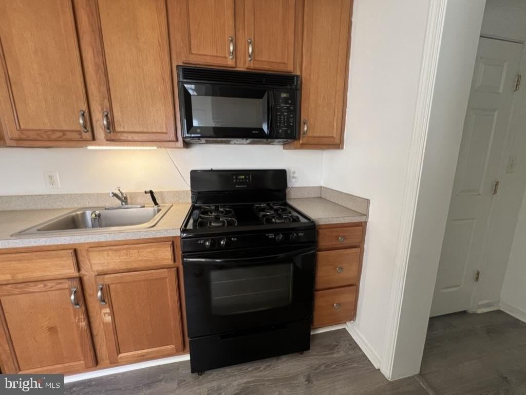 10 Liberty St - Photo 5 of 22