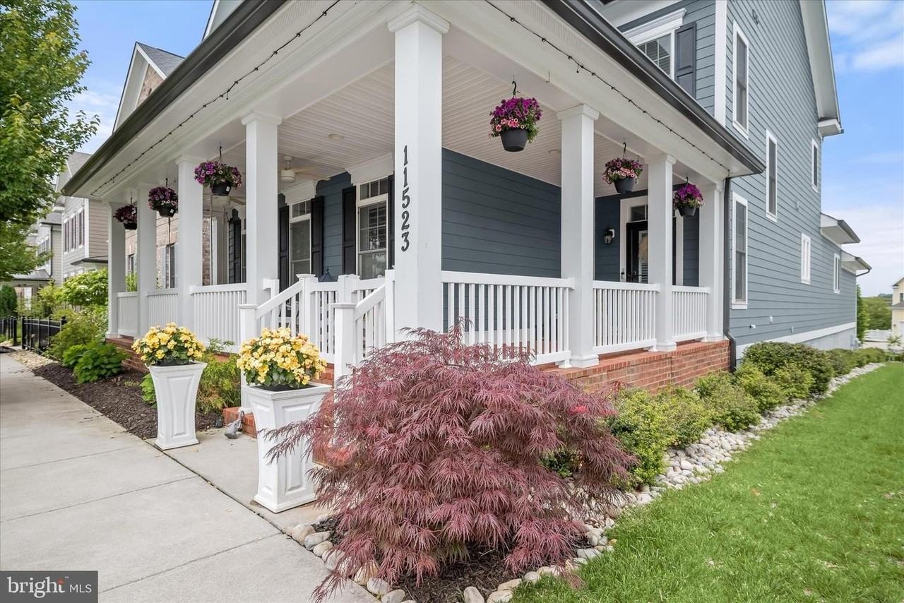 11523 Green St - Photo 4 of 47