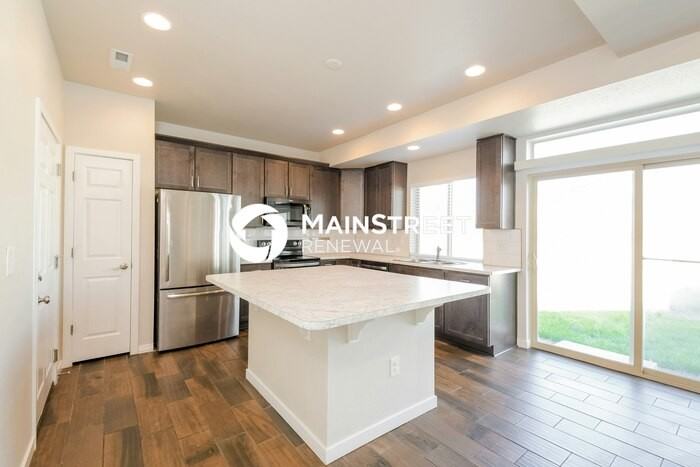 19063 E 54th Pl - Photo 4 of 18