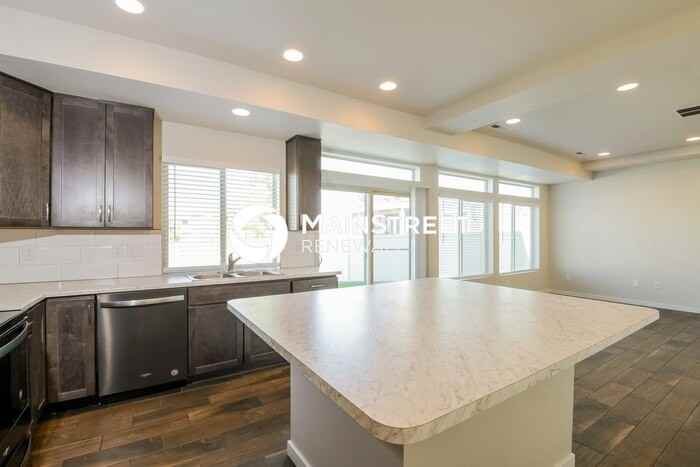 19063 E 54th Pl - Photo 6 of 18