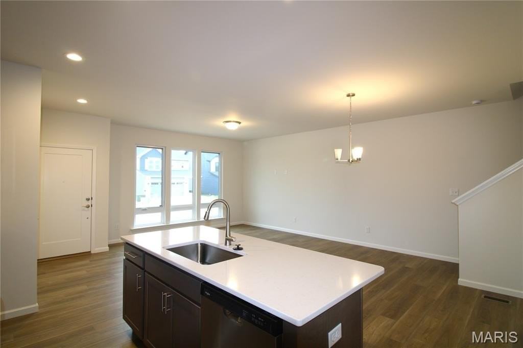 29 Wingtip Ct - Photo 7 of 27