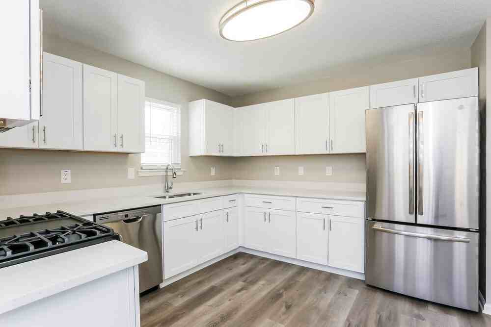 213 Summer Hill Cir - Photo 7 of 17