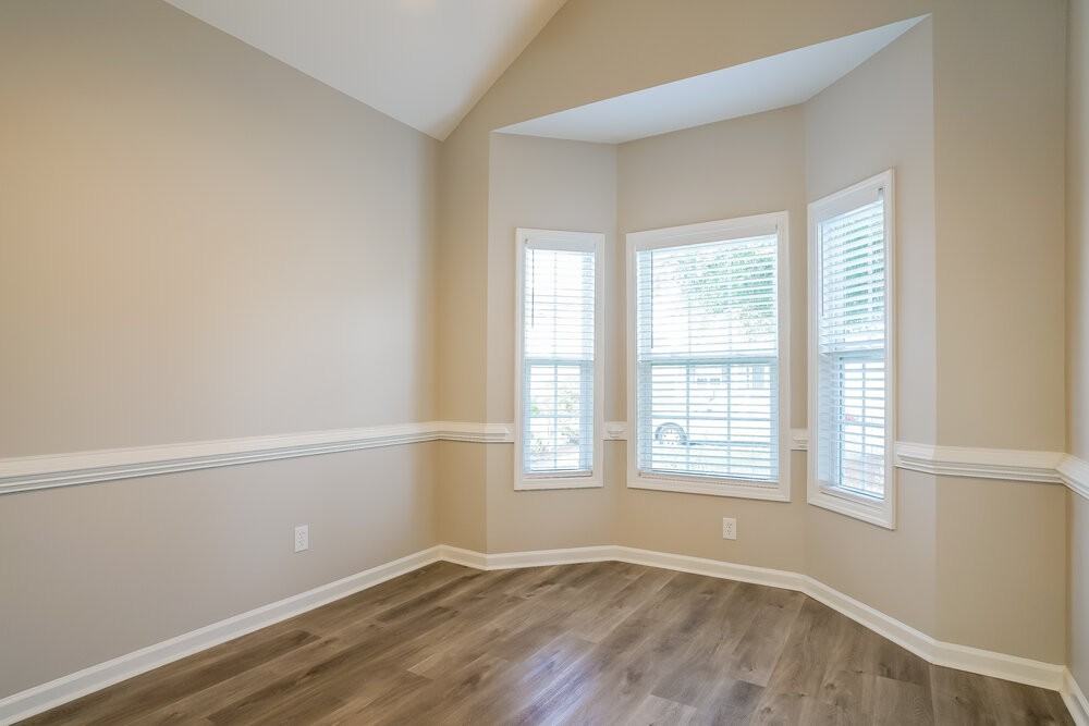 115 Red Lake St - Photo 7 of 17
