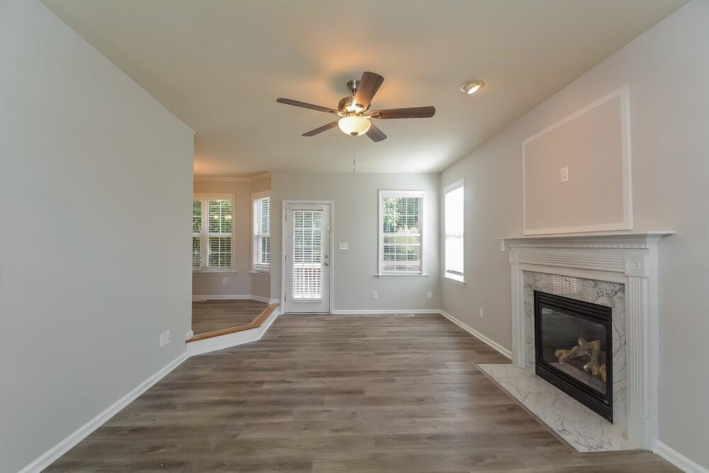 118 Ashton Ct - Photo 5 of 17