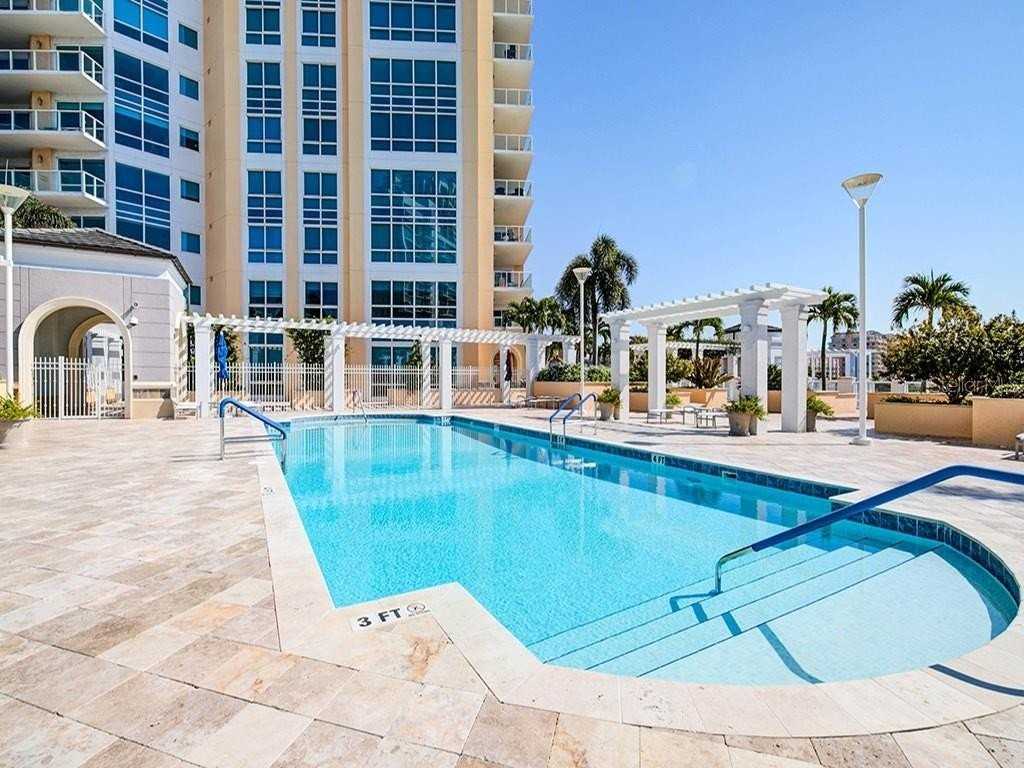 400 Beach Dr Ne #1702 - Photo 3 of 25