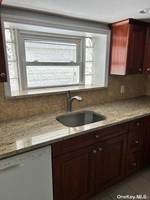 47 Ohio Ave #G - Photo 2 of 16