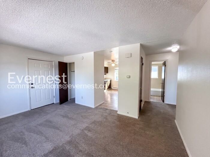 1075 Magnolia St #3 - Photo 3 of 19