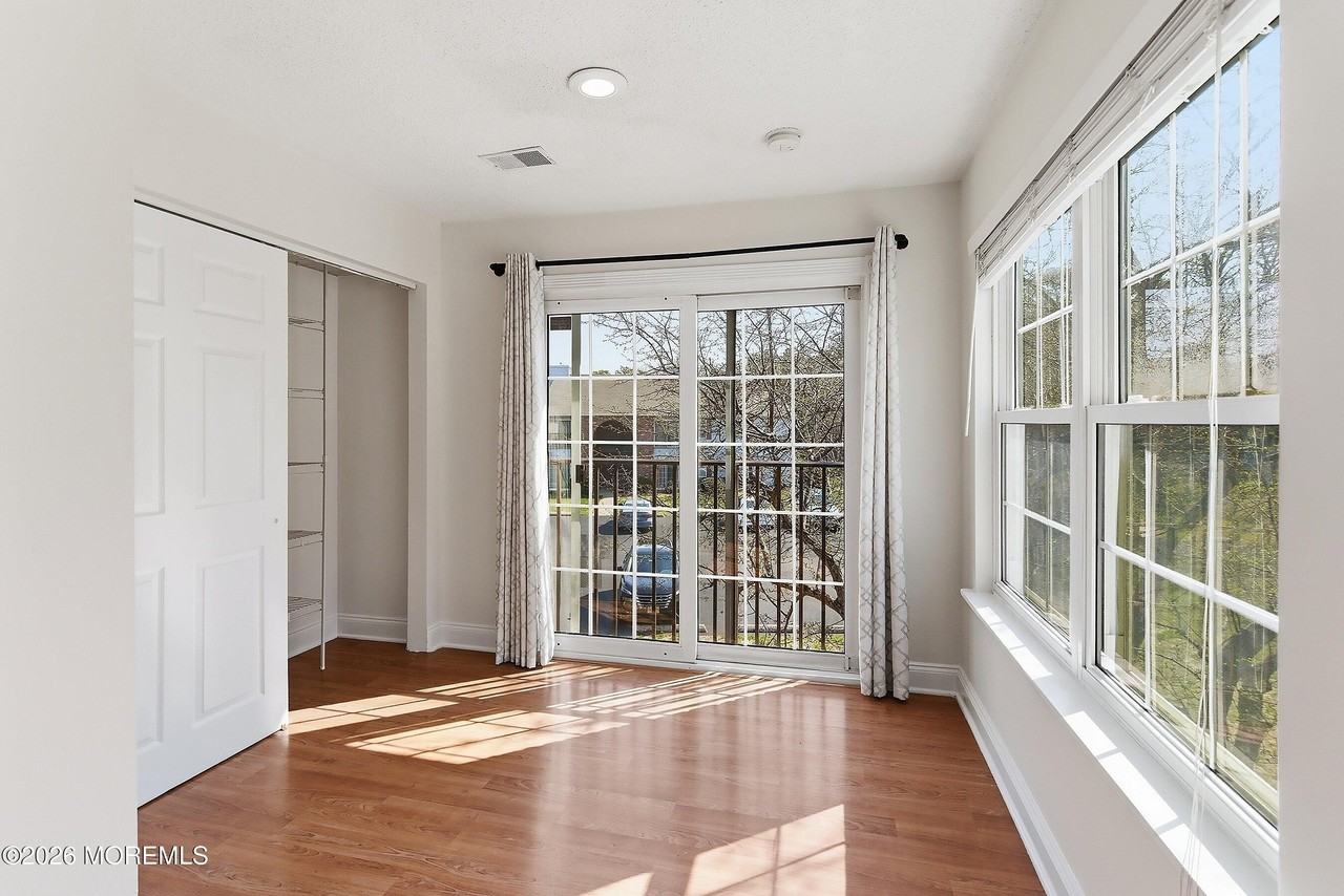 58 Frontier Way - Photo 2 of 27