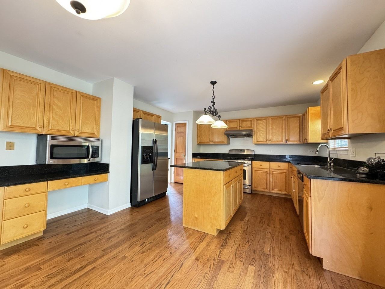 2919 Portsmith Ct - Photo 2 of 23