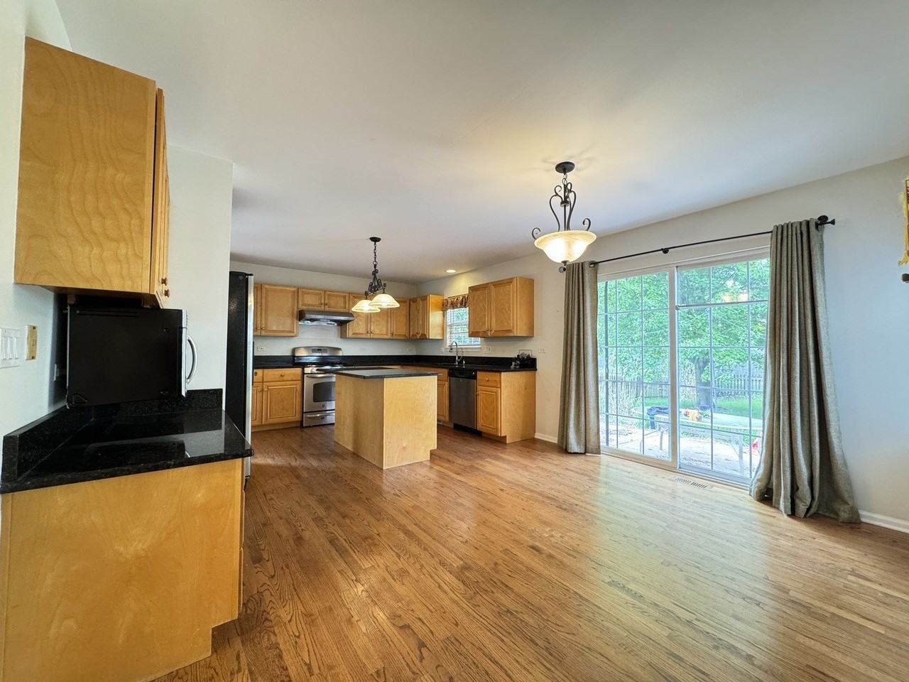 2919 Portsmith Ct - Photo 3 of 23