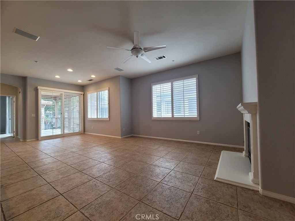 74 Rosenblum #108 - Photo 6 of 33