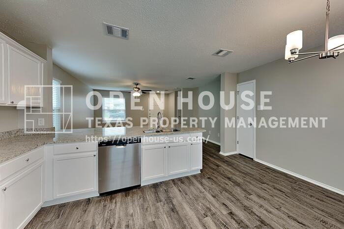13836 Sonterra Ranch Rd - Photo 6 of 21